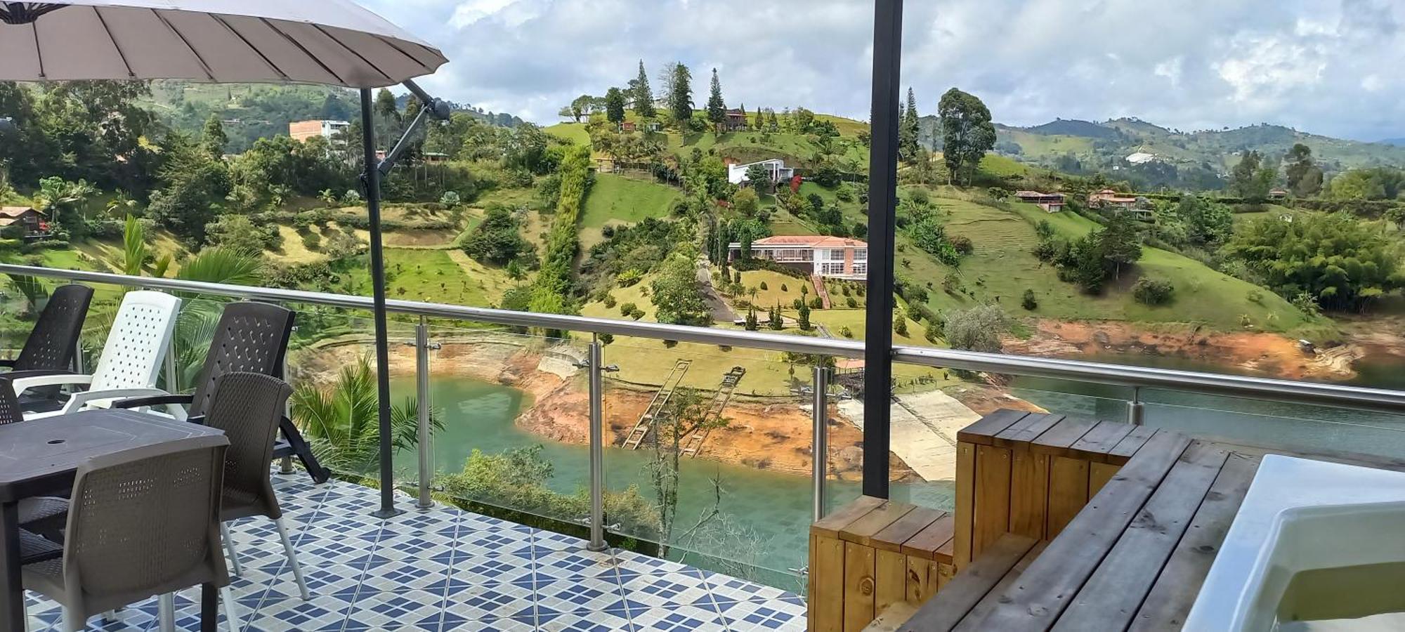 Hotel Mirador Cielo Blue El Penol  Eksteriør billede